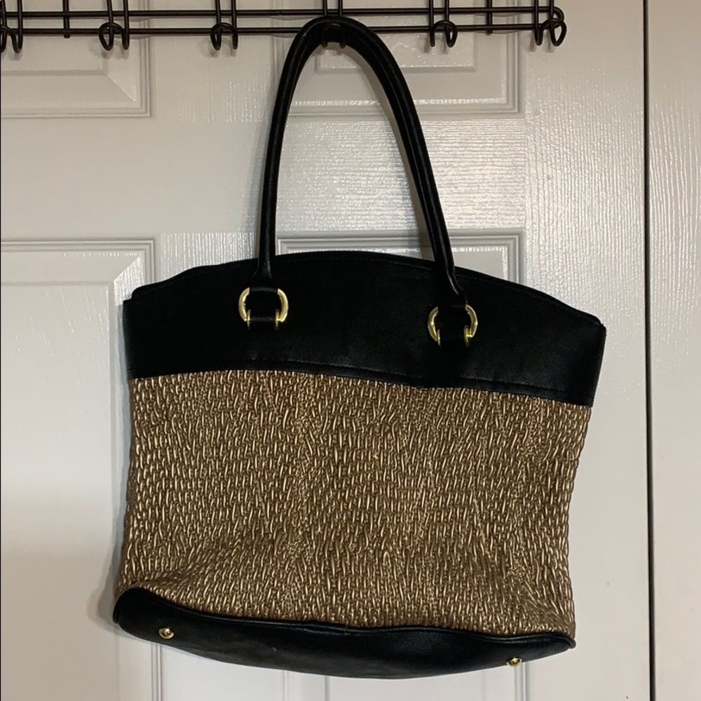 London Fog Satchel - Picture 2 of 5